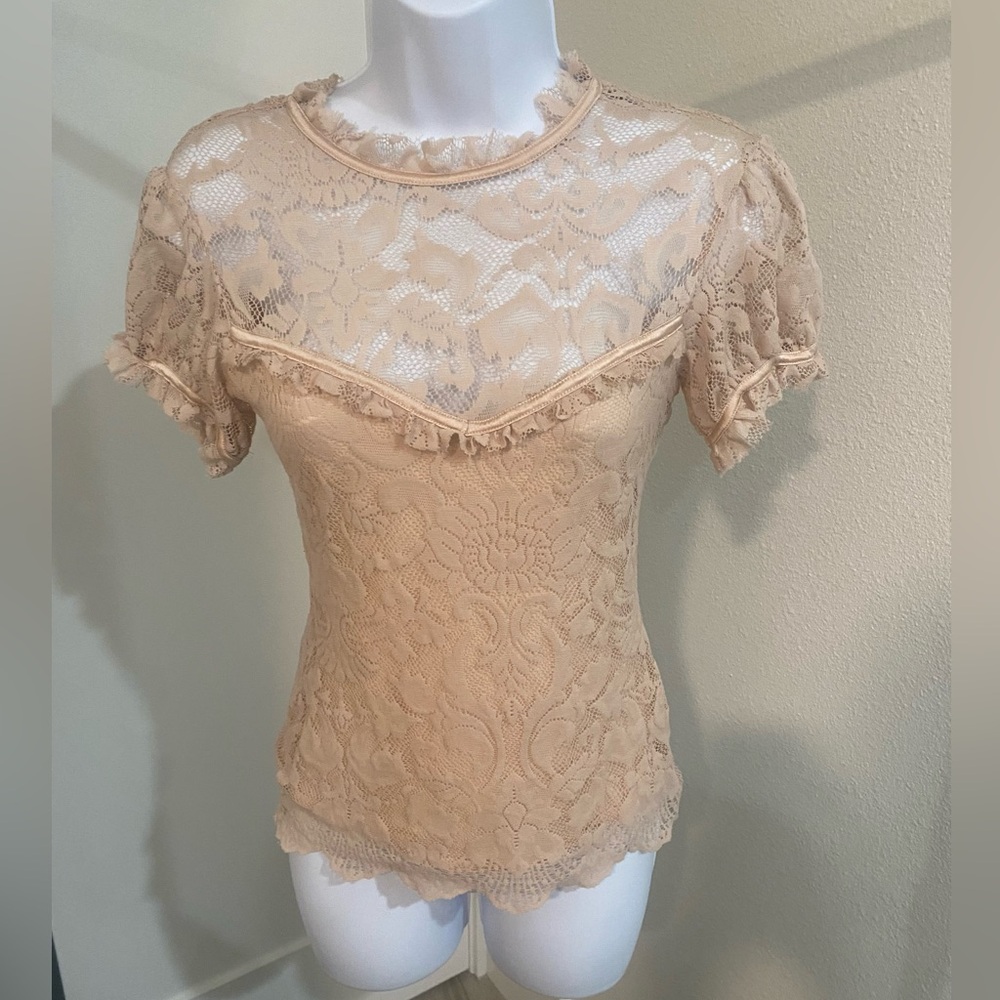bebe women's Lace blouse size small vintage made in U.S.A.
